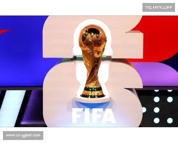 美加墨世界杯用球曝光 白底红蓝绿点缀 国旗元素灵感设计震撼亮相