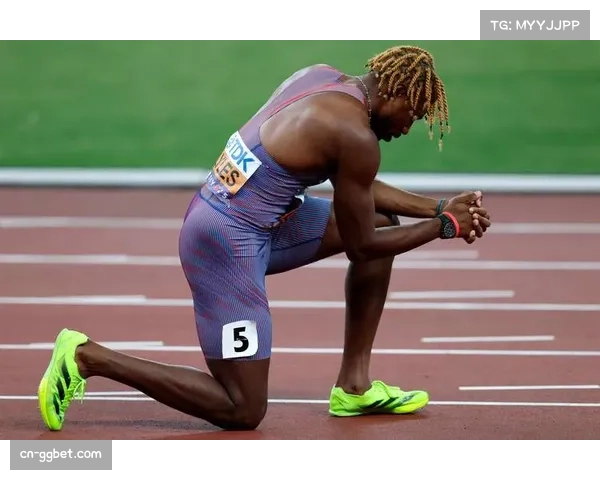 短跑名将诺亚·莱尔斯在训练中大腿后群肌拉伤,退出世锦赛选拔
